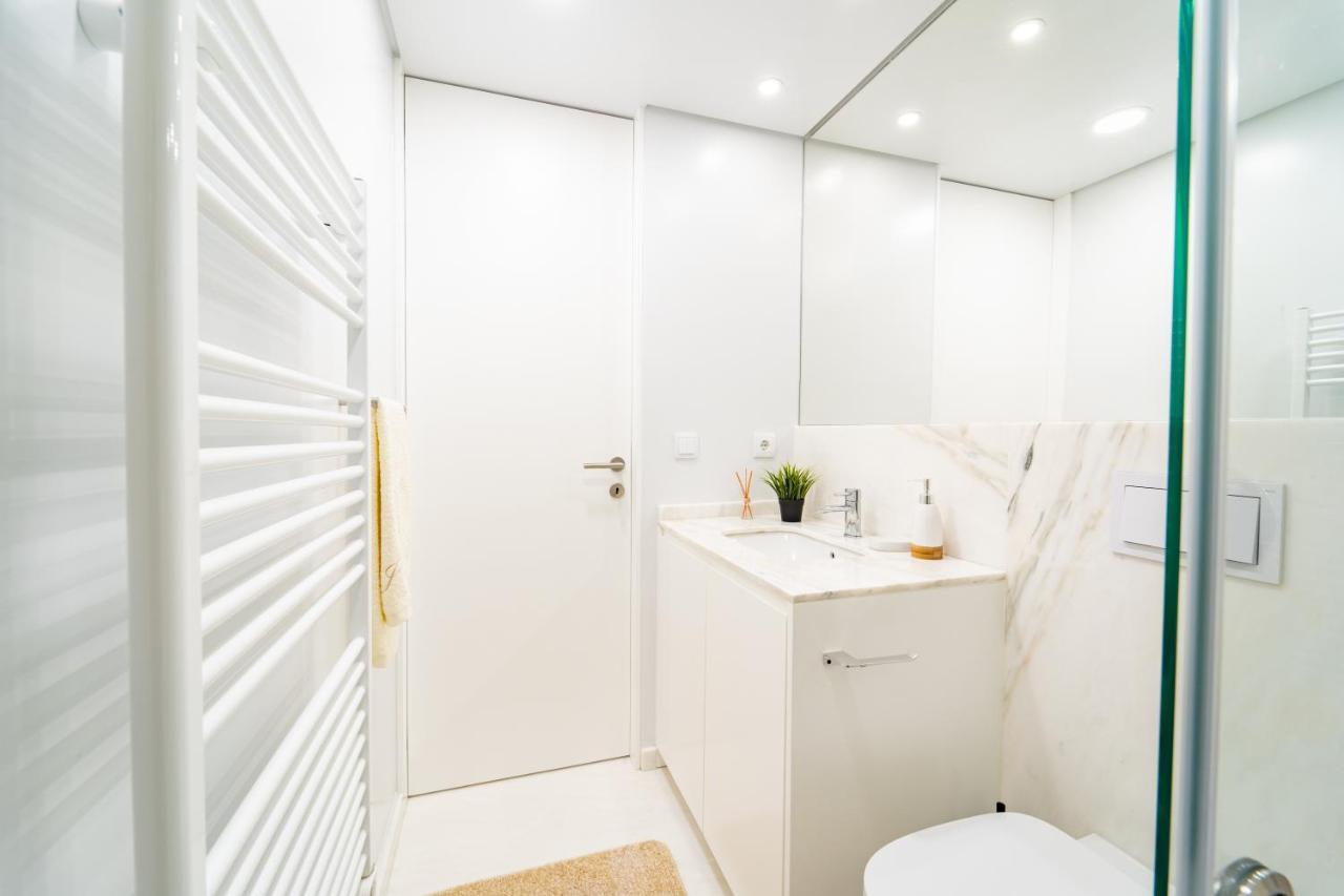 Charming Studio Goncalo Velho By House And People Apartment Viana do Castelo Bagian luar foto